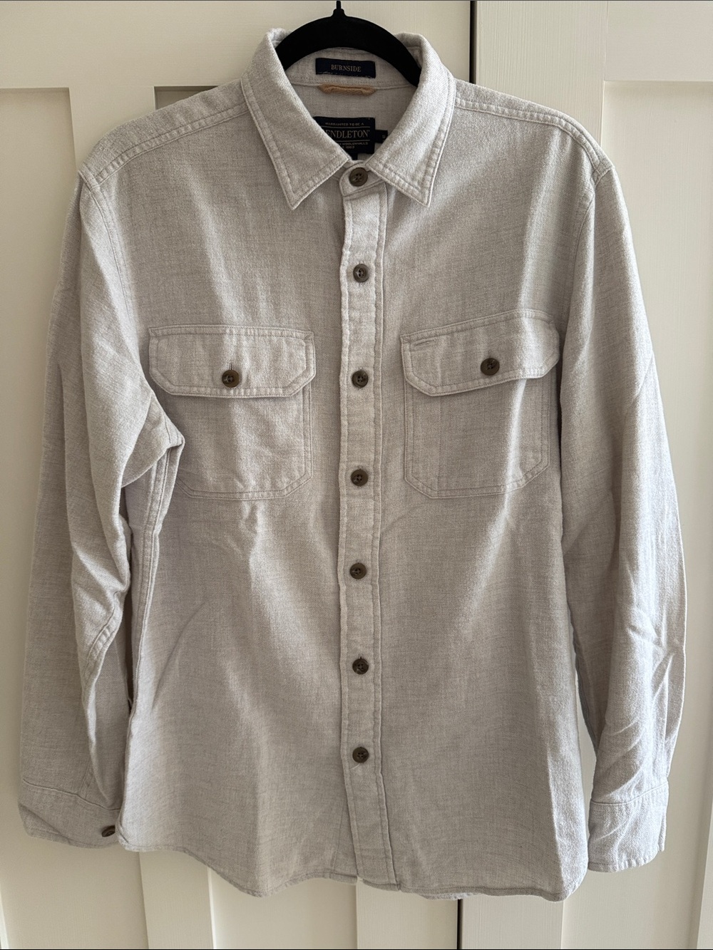 Pendleton Light Gray Men's Casual Button-Down Shirt